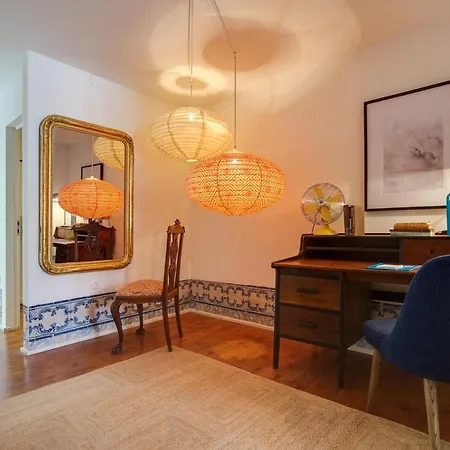 Almada Iii Apartment *